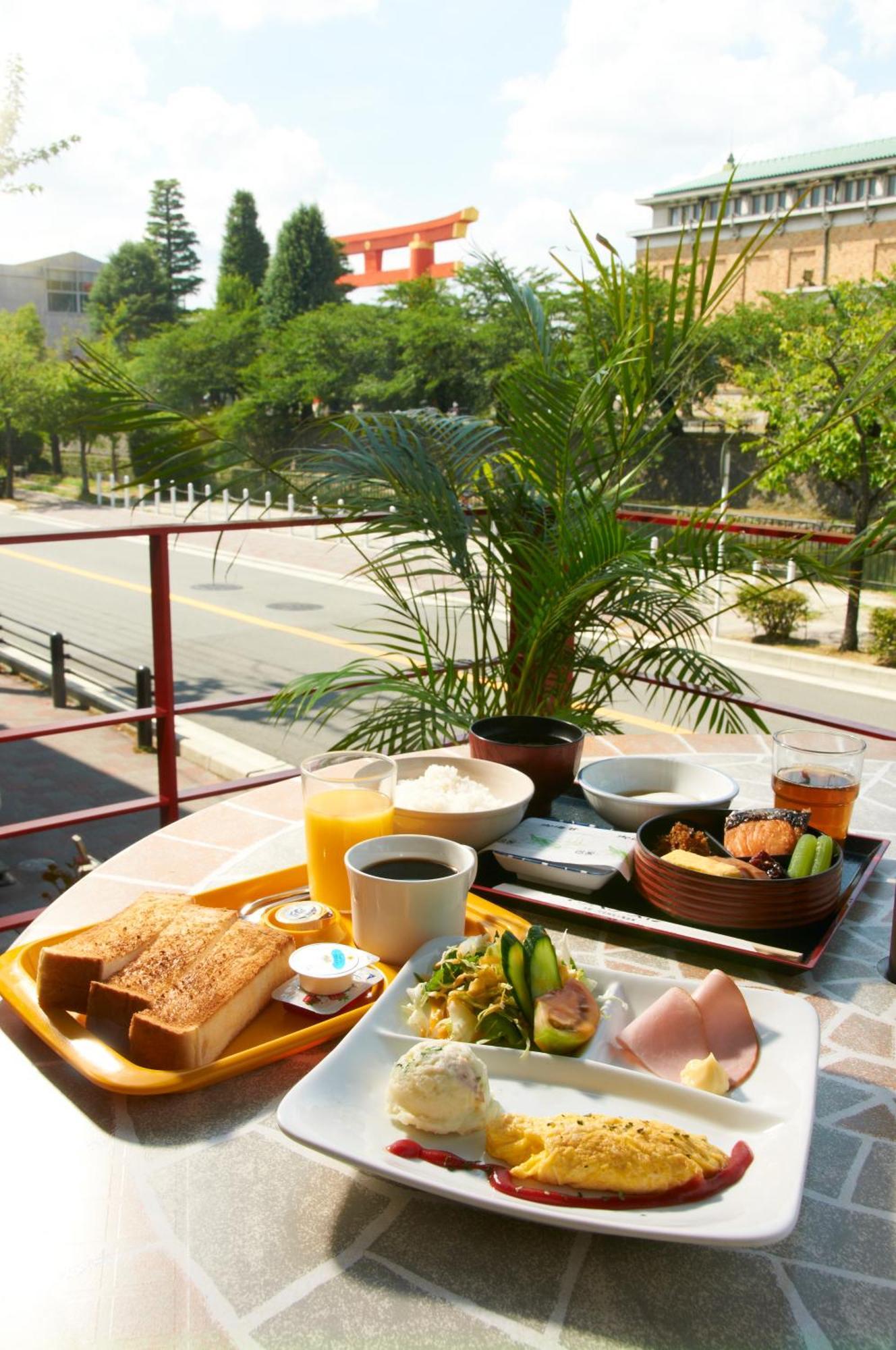 Kyoto Travellers Inn Zewnętrze zdjęcie